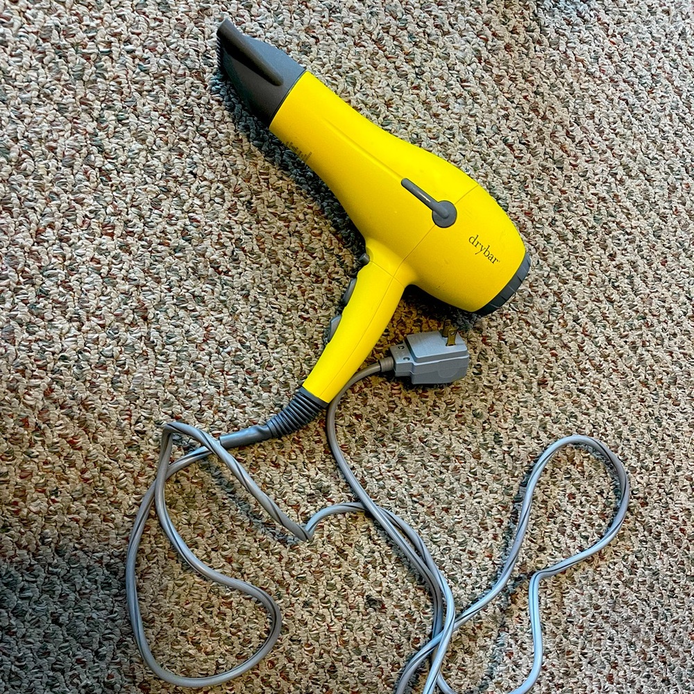 Drybar buttercup blow dryer